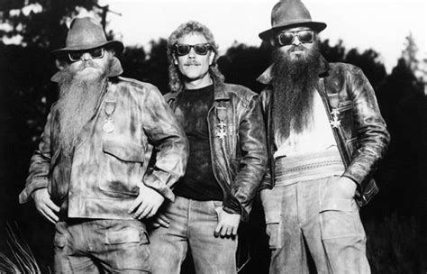 Modifier zz top (prononcer zi.zi.tɔp) est un groupe américain de blues rock , originaire de houston , au texas. ZZ Top : quand le rock se met au poil.