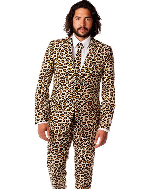Dénicher le meilleur prix tenue bal est votre objectif ? costume mariage moche