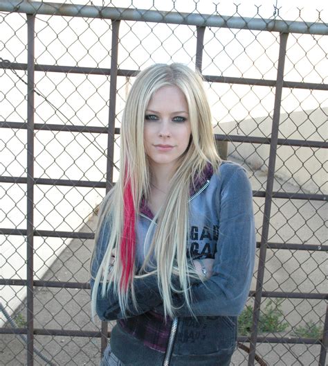 The avril lavigne foundation supports people with lyme disease, serious illness or disabilities. Аврил Лавин - Аврил Лавин - YouLoveIt.ru