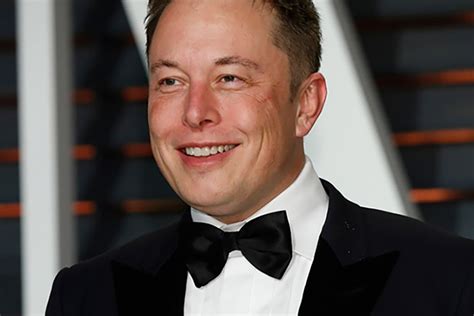 He is the founder, ceo, cto, and chief designer of spacex; Elon Musk, ¿el Tony Stark de la vida real?