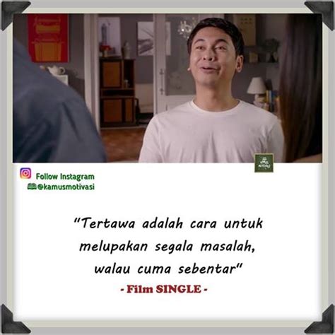 Kamu terlalu sibuk mencari perhatian manusia sampai kamu lupa via. Kata Kata Lucu Raditya Dika - Untaian Kata 2019