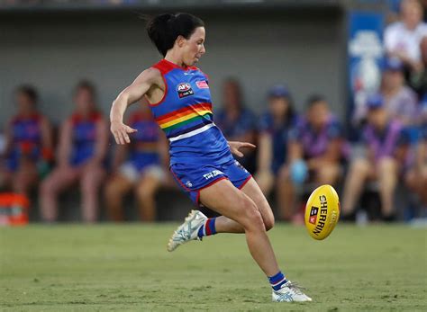 Nab aflw and marsh community series. AFLW Pride match: Western Bulldogs v Carlton - AFL - The ...