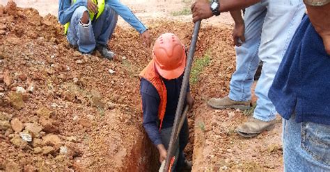 Kerajaan bersetuju melanjutkan inisiatif tiada pemotongan bekalan elektrik kepada pengguna domestik di semenanjung dan sabah yang mempunyai tunggakan kurang dari enam. PERNIAGAAN JAAFAR: Perkhidmatan Rentangan Kabel Bawah Tanah