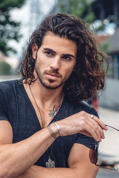 Long hair doesn't exactly give a lot of benefits to be honest, except that you will be happy if you like the look, and you won't feel the cold due to long hair you will have to spend more and time on hair care products and routine. Trendy Hipster Haircut Ideas For Every Taste | Wavy hair men, Haircuts for wavy hair, Guy ...