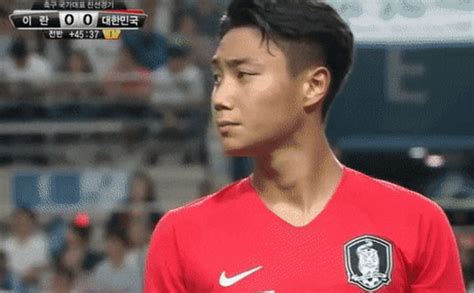 백승호 kfa 홍보팀이 대신 물어봐드립니다! 'A매치 첫 데뷔'서 존재감 입증하며 여심 저격한 '남친짤 ...