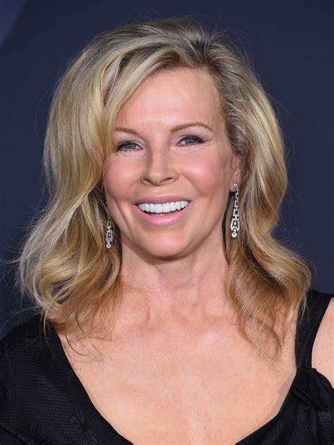 This show is one of my favorites and i enjoyed this particular. Kim Basinger - FILMSTARTS.de
