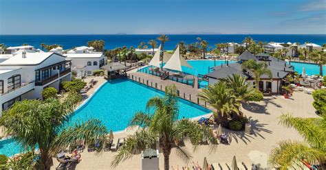 Find accommodation in the cheapest hotels, find deals on 1, 2, 3, 4 and 5 star hotels, book online and pay at the hotel. H10 Rubicón Palace: todos quieren Lanzarote