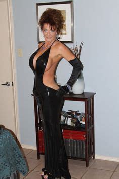 Hot milf seduces young man. Deauxma in Gloves