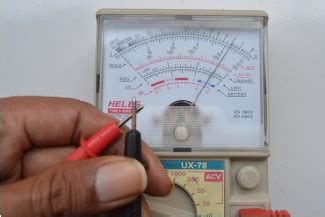 Putarlah selektor multimeter pada posisi. Cara Mengukur Nilai Tahanan Resistor Menggunakan ...