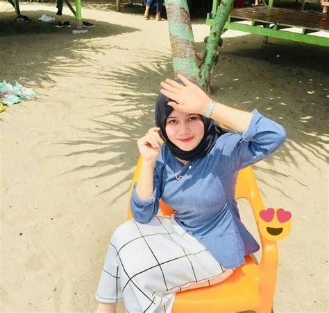 Tiktok tetek besar jilbab di remas cantik. Tips Mendapatkan Rambut yang Cantik Untuk Cewek Aceh Imut ...