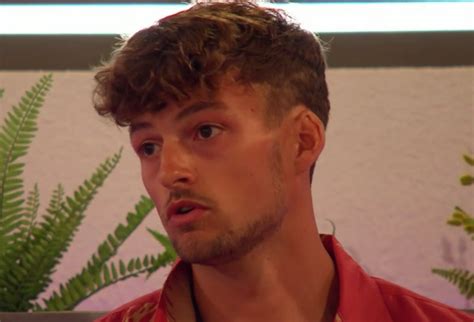 Thursday night's love island came to an explosive end as hugo threw major shade at toby during a scathing rant during the recoupling. Love Island fans claim Hugo Hammond quoted Katie Price's son Harvey after villa row - but did ...
