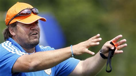 The spanish hockey federation has reached a full agreement with the dutch coach so far and made it public this friday. Max Caldas, coach des Pays-Bas: "Une demi-finale très ...