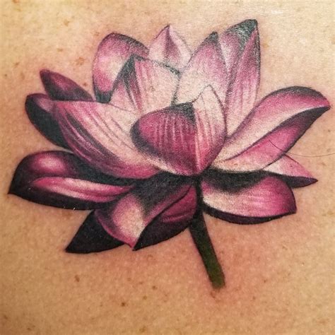 The best club tattoo prices, images and reviews. artist Danny Frost at Club Tattoo LINQ Las Vegas | Club tattoo, Vegas tattoo, Flower tattoo back