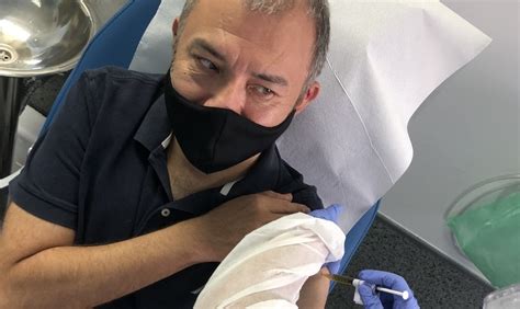 Regístrate y vacúnate si eres adulto mayor. 'Estoy llevando mi vida normal': mexicano que recibió ...