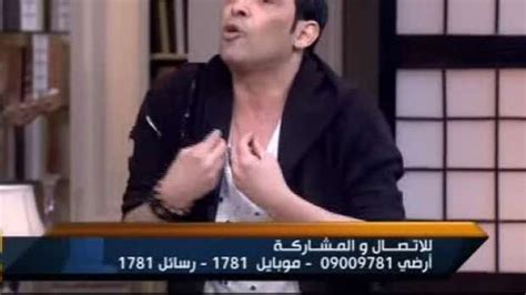 سعد الصغير على موقع قاعدة بيانات الأفلام العربية المراجع  عدل  ^ عقد زواجه  وصلة مكسورة  نسخة محفوظة 04 مارس 2016 على موقع واي باك مشين. عن إحيائه 5 أفراح يوميا.. سعد الصغير: ناس كتير بتحقد عليا ...