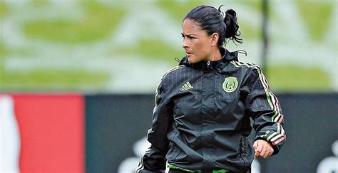 Luego de 50 años de existir, la selección nacional femenil de futbol en méxico tendrá a su primera directora técnica y la encargada será mónica vergara rubio. Mónica Vergara pide Mundial Femenil en México | Diario de ...