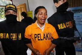 Realizing the detrimental effects of drug trafficking, the malaysian government had imposed death penalty for drug trafficking since 1975 where the punishment was life imprisonment and/or whipping or death. Nigerian Woman, Student Sentenced To Death In Malaysia For ...