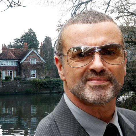 He's got that big, deep voice, you know. George Michael (†): War sein Freund Fadi Fawaz ein Porno ...