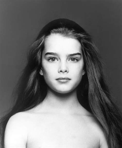 Her mother signed a contract giving gross full rights to exploit the images of her daughter. 8x10 Print Brooke Shields #644 | Brooke shields, Brooke ...