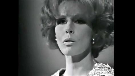 Get lyrics ♫ music videos for your iphone®. Ornella Vanoni ♪ Una Ragione Di Più (Original Lyrics by ...