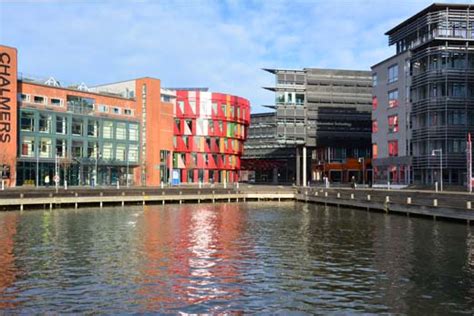 At lindholmen science park several of sweden's leading development projects are run. Julkalender Göteborg: Lindholmen, vägen till Science Park