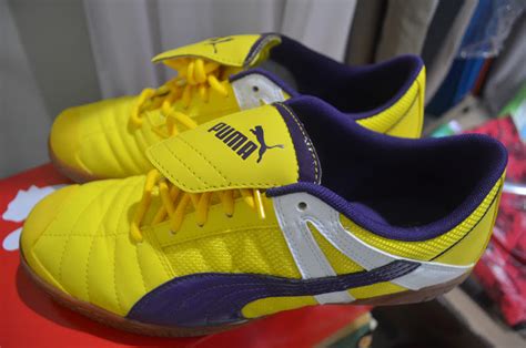 See more of pakaian kasut sukan nike adidas dan puma on facebook. Dunia ini untuk kita aje: Mr.Ash: Juala Mega Besar-Besaran