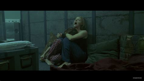 Use them in commercial designs under lifetime, perpetual & worldwide rights. 'Panic Room' DVD Screen Captures - Kristen Stewart Image ...