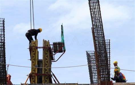 Kasubditlaka dit gakkum korlantas polri kombes pol. Angka Kecelakaan Kerja Menurun