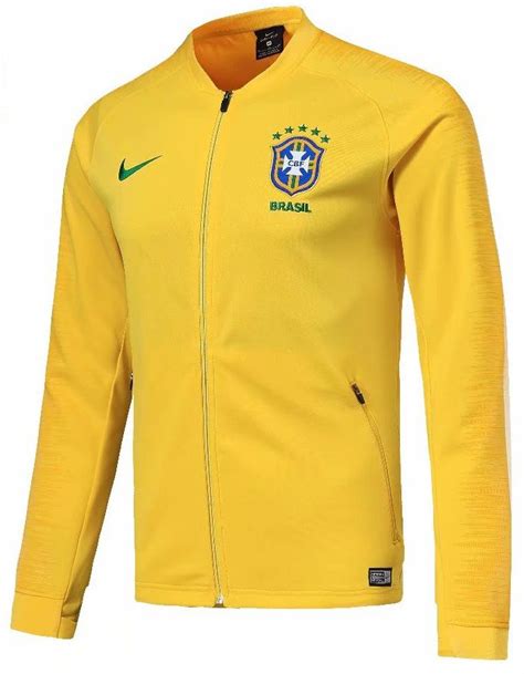 Brazil is the most successful national team in the fifa world cup, being crowned winner five times: JAQUETA DA SELEÇÃO BRASILEIRA 2019, DRI-FIT SELEÇÃO DO BRASIL