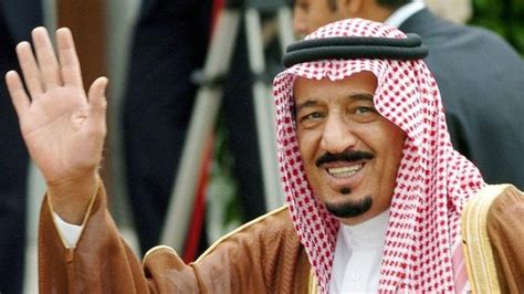 Ternyata raja salman bukan kali ini saja berfoto selfie. Inilah 13 Anak dan 3 Istri Raja Salman - Tribun Timur