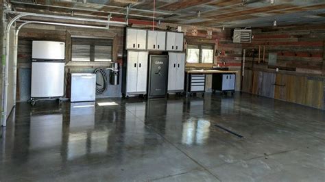 It has excellent resistance to salt, oil, gasoline and other harsh chemicals. Pin on Garage Flooring Gallery