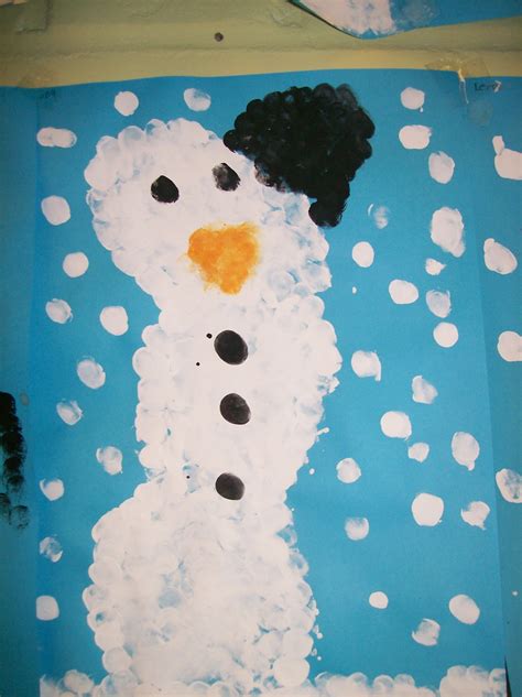 Winter kunstprojekte kunst klasse 1 raumkunst kinderzeichnungen kunst klassenzimmer zeichnen basteln kunst unterrichten kunstunterricht grundschule bastelideen kinder weihnachten basteln mit kindern weihnachten winter weihnachten weihnachtszeit basteln adventskalender basteln. Lernspuren