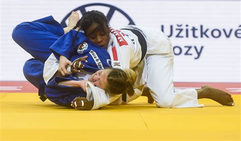 Malonga madeleine gold medal judo world championships senior 2019. Judo. Madeleine Malonga remporte son deuxième titre de ...