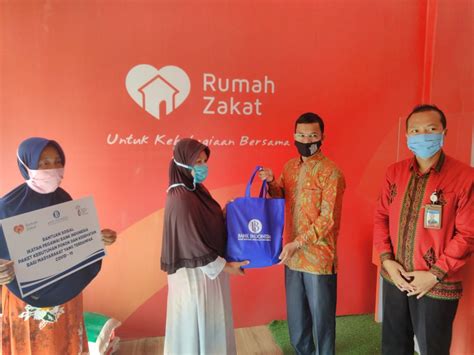 Yayasan bank rakyat yayasan bank rakyat tingkat 08, menara berkembar bank rakyat no.33,jalan travers, 50470, kuala lumpur malaysia phone: IPEBI Melalui Rumah Zakat Salurkan Bantuan Sembako dan ...