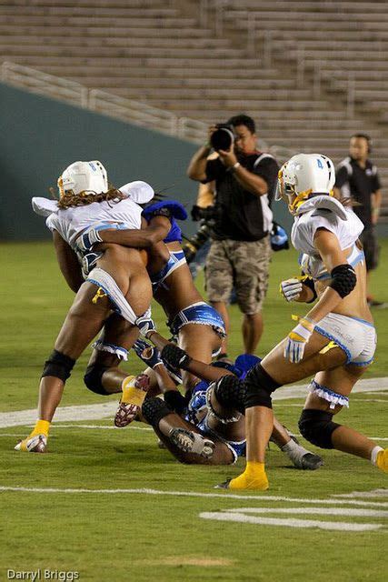For uncensored lfl photos, check out the lfl . ボード「Lingerie Football League」のピン