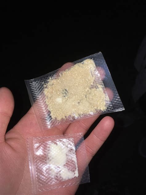Got this with our DMT for free with no indication of what it is : DMT