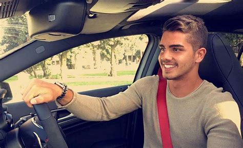 €42.00m* nov 6, 1995 in baguim do monte, portugal. Play That Game || André Silva - 1. - Wattpad