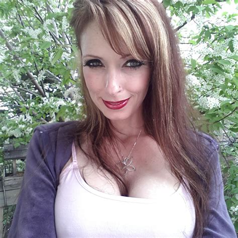 Maybe you would like to learn more about one of these? missing summer ShandaFay | Celebrities social media, Fay ...