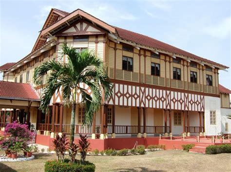 From wikimedia commons, the free media repository. Hospital Batu Gajah, Hospital in Batu Gajah