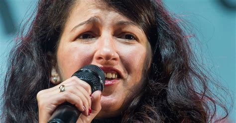 Rendue mondialement célèbre suite aux attentats de charlie hebdo dont elle fut rescapée, zineb. Zineb El Rhazoui : "Charlie Hebdo a voulu me licencier ...