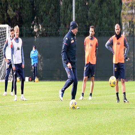 Benvenuti sulla pagina facebook ufficiale dell'udinese calcio 1896. Probabili formazioni Udinese-Genoa: più dubbi per Gotti ...