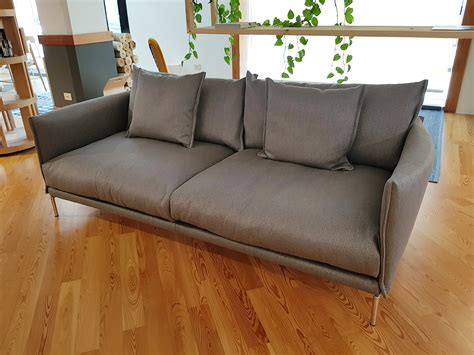 Questo divano 2 posti completa l'arredo di ogni tuo stanza. MOROSO divano a 2 posti GENTRY MAJOR 240x105 cm ...