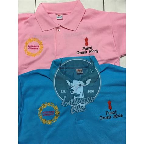 Tampilan desain ini lebih fresh dengan warna dasar hijau dominan yang di beri sentuhan motif pemandangan yang dikemas dengan semua desain baju sepeda yang telah kami buat dan sudah di update di website vendor jersey, semua kami buat dengan teknik printing dan bukan sablon biasa. Gambar Desain Baju Futsal Warna Hijau Tosca | Kerabatdesain
