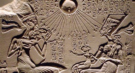 A no less extreme break with tradition is the representation of the daughters with heads which are elongated at the back as a. AKHENATEN: ALIEN KING? — Ancient Egypt | Nefertiti ...