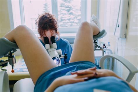 Endometriosis causes pain and infertility. Endometriosi: che cos'è, i sintomi e le terapie possibili ...