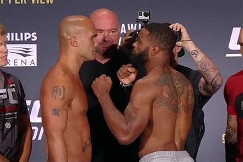 Woodley defeats lawler in first round ko august 02, 2016 10:23:09 pm. WATCH: Lawler, challenger make weight for UFC 201 main ...