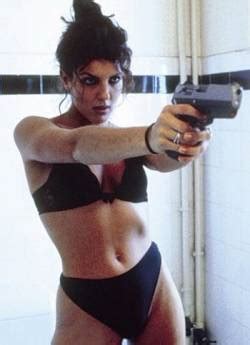 Порно пародия tomb raider karen lancaume порно,домашнее,секс,минет,сосет,отсосала,зрелые,инцест,анал,жесткое,выебал,трахнул. Karen LANCAUME : Biographie et filmographie