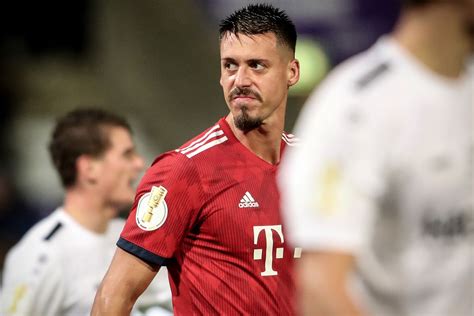 Sandro wagner profile), team pages (e.g. Sandro Wagner verlässt die Bundesliga und geht nach China ...