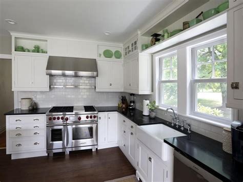 This modern kitchen shows how subtle changes can upgrade a space. 25 Stunning Kitchen Color Schemes | Kitchen colour schemes ...