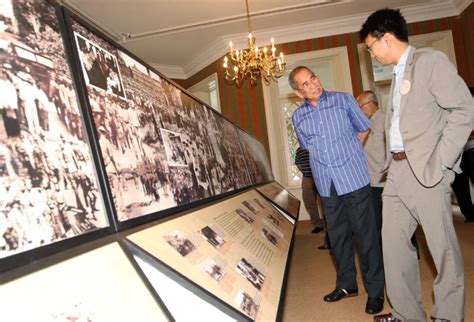 Tunku puteri johor, tunku tun aminah maimunah iskandariah sultan ibrahim menyempurnakan pembacaan surah lazim sempena majlis khatam. Pameran Jalan Merdeka dilanjut hingga akhir Oktober ...